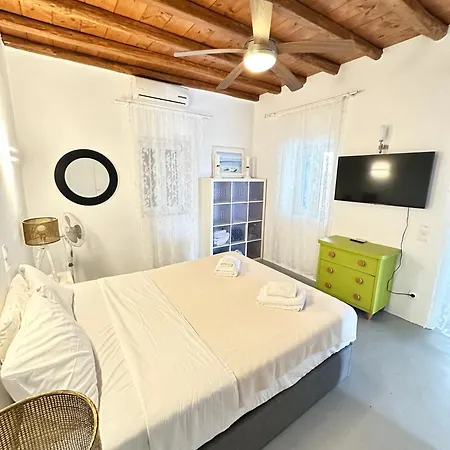 Holiday home Spacious Traditional Mykonian House